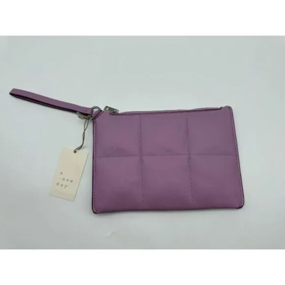 A New Day Lavender Wristlet/Clutch